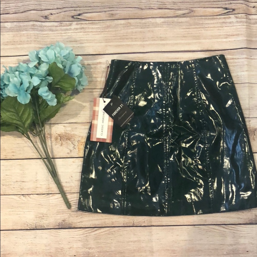 GREEN COATED FAUX LEATHER MINI SKIRT